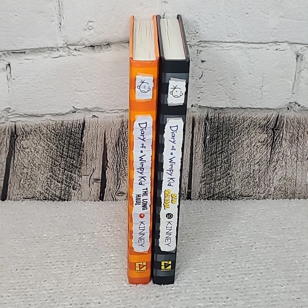 Kids/Children's Illustrated Fun Diary of a Wimpy Kid Two Book Set Book 9/Book 10